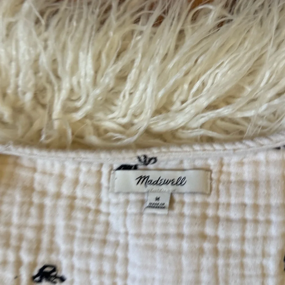 Madewell Lightspun Peplum Wrap Top in Tiny Bows - Picture 5 of 7